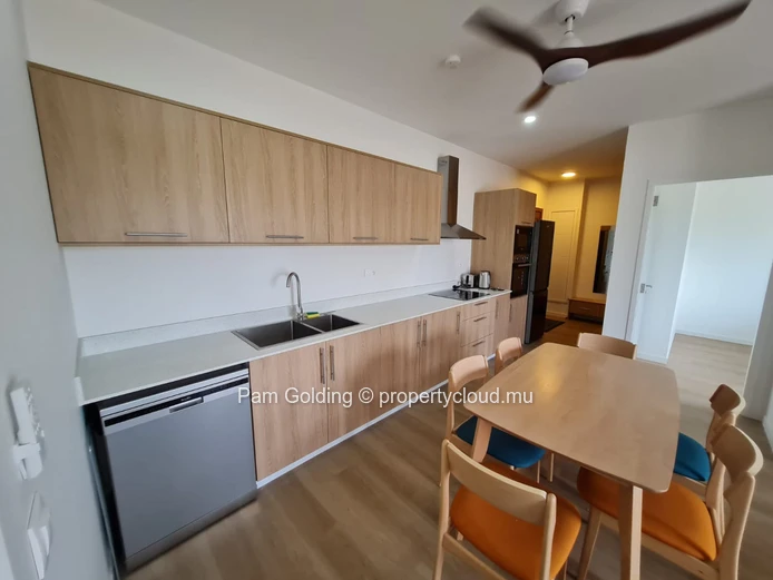 Newly built apartment for rental in Tamarin.