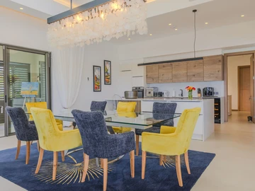 4 Bedroom Villa