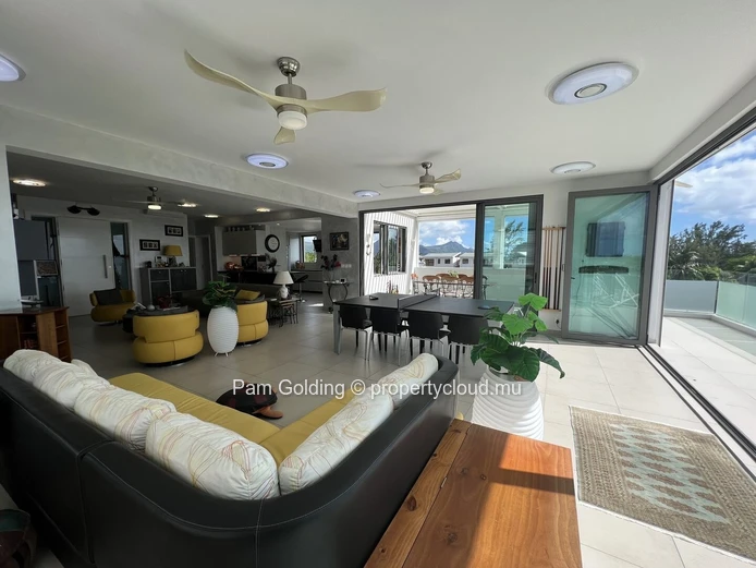 3 Bedroom Penthouse in La Preneuse, Tamarin