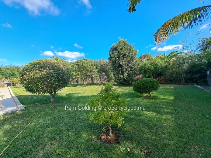 Pointe aux Biches – House for sale – Pam Golding Mauritius