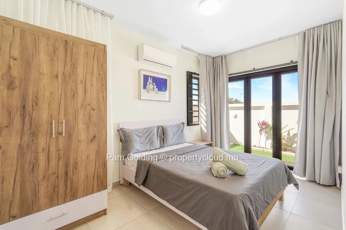 Investissement Intelligent : Appartement De 3 Chambres À Flic En Flac
