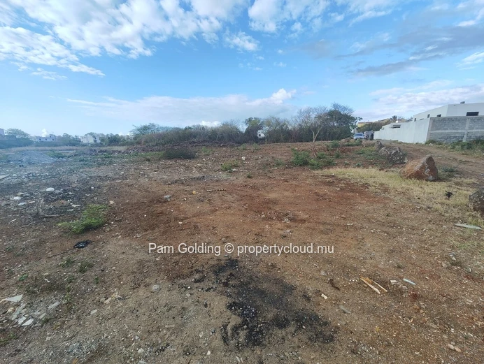 Pereybere – Terrain à vendre – Pam Golding Mauritius