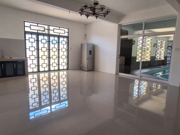 Maison de 4 Chambres