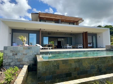 4 Bedroom Villa