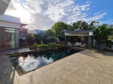 4 Bedroom Villa