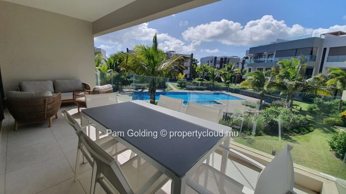 Pointe aux Canonniers – Appartement à louer – Pam Golding Mauritius