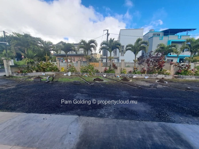 Espace commercial de 128m2 à louer à Curepipe