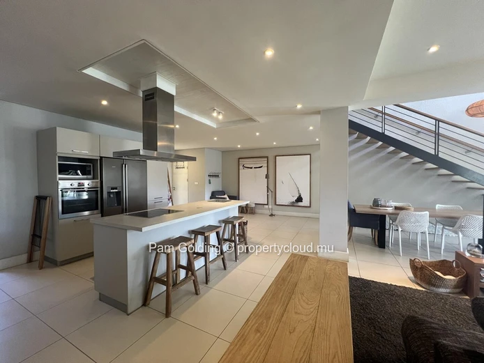 Waterfront 3-Bedroom Duplex with Private Mooring | La Balise Marina, Black River (Sole Mandate)