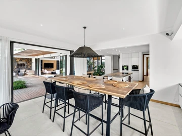 4 Bedroom Villa
