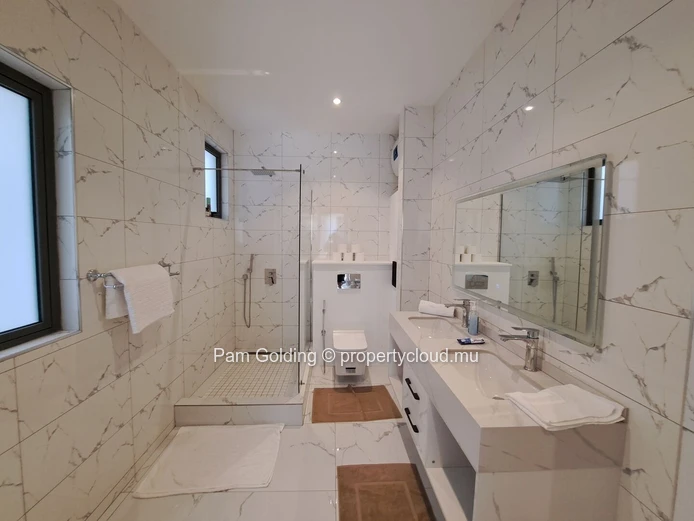 Grand Baie – Apartment for rent – Pam Golding Mauritius