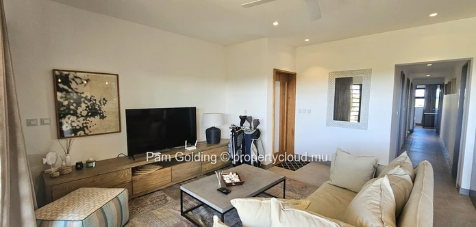 Snap up this Rare Ground Floor Gem at St Antoine Private Residences