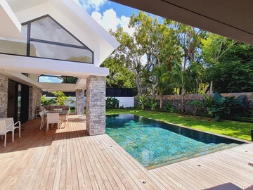 4 Bedroom Villa