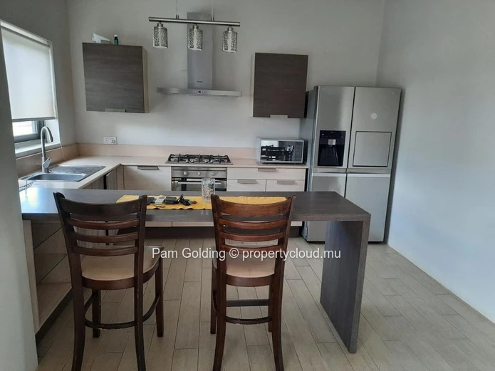 3 Bedroom up market house in Flic en Flac