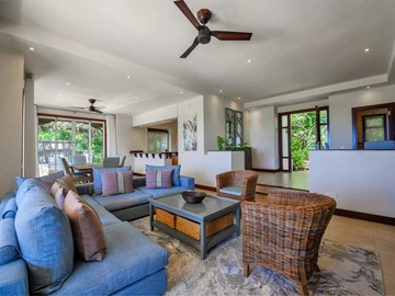 4 Bedroom Villa
