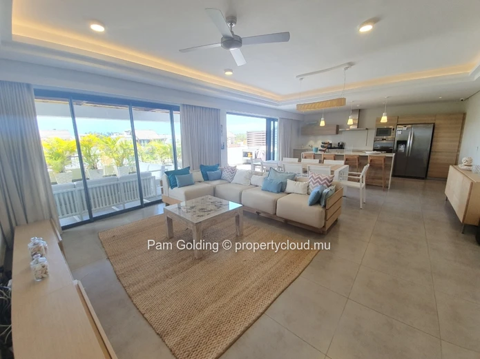 Penthouse Luxueux de 3 Chambres avec Jacuzzi | Choisy les Bains