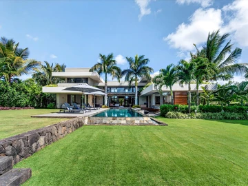 4 Bedroom Villa
