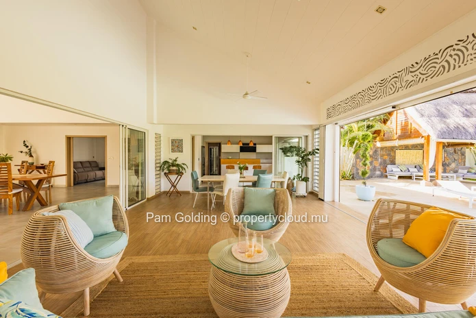 For Sale: 3-Bedroom Villa with Private Garden and Pool – Clos du Littoral, Grand Baie