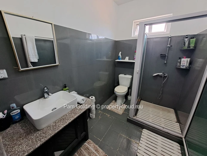 Grand Baie – Appartement à vendre – Pam Golding Mauritius