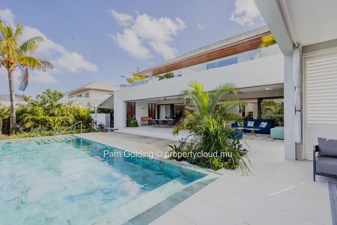 Exceptional Fairway Villa with Golf and Mountain Views for Sale | Mont Choisy Golf & Beach Estate, Grand Baie