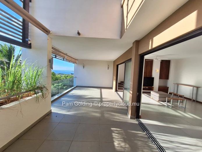 Penthouse de 3 chambres avec vue panoramique sur la mer | Résidences La Tourelle Ocean View, Tamarin.