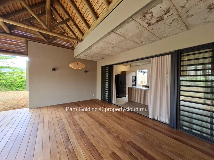 Beautiful Newly Built Home with Garden and Pool