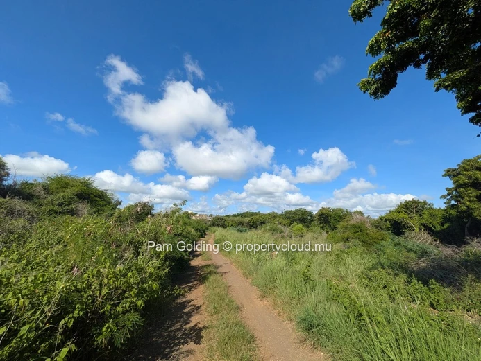 Calodyne – Terrain à vendre – Pam Golding Mauritius (Mandat exclusif)