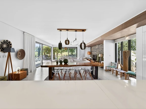 5 Bedroom Villa