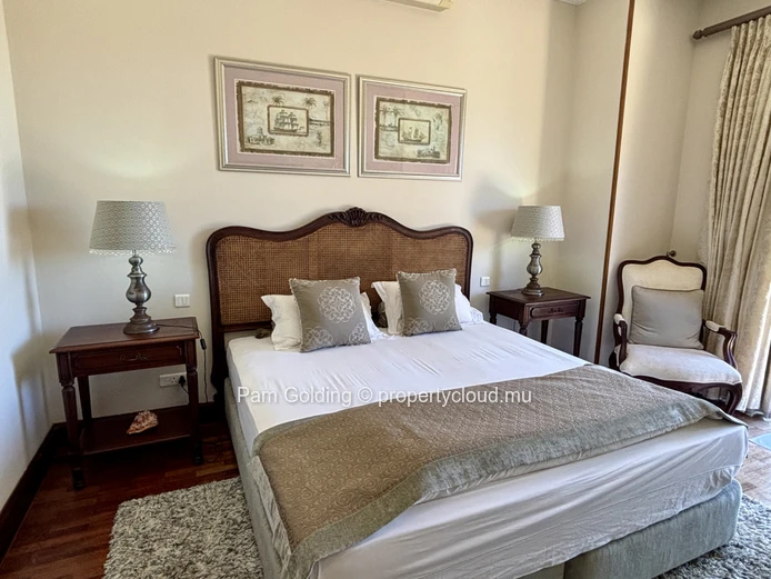 Live in Villa Valriche - surrounded by nature.