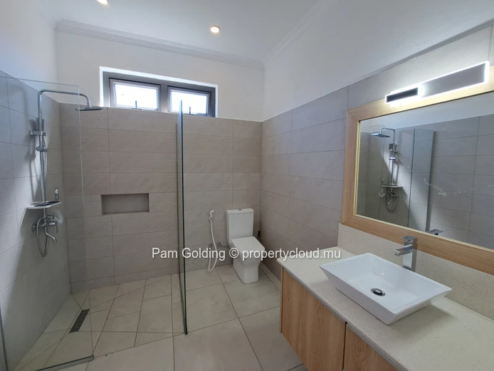 Pereybere - House for sale - Pam Golding Mauritius