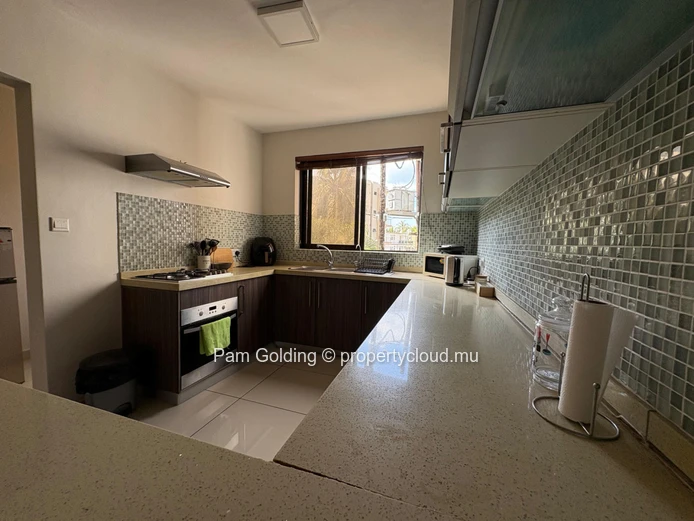 3-Bedroom Ground Floor Apartment for Rent – Bright, Central & Coastal Living
