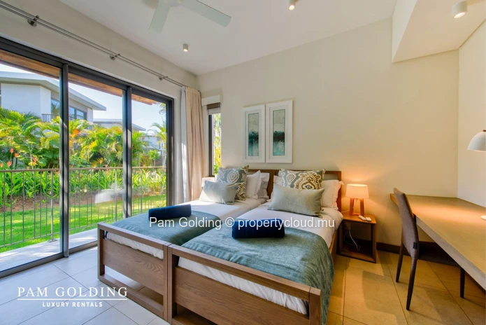 Spacieux appartement à Mont Choisy Golf