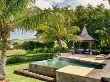 4 Bedroom Villa