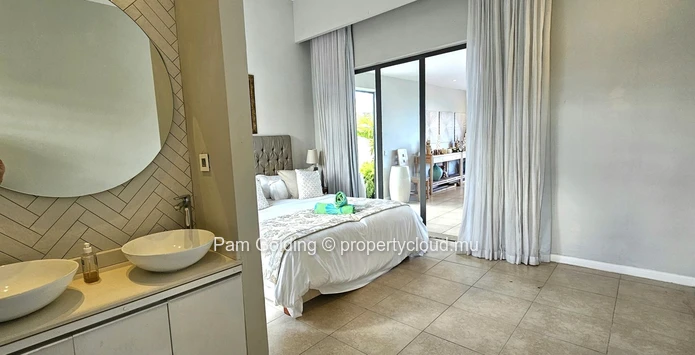Superbe appartement en front de mer avec deux suites