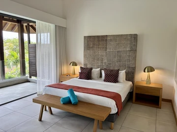 4 Bedroom Villa