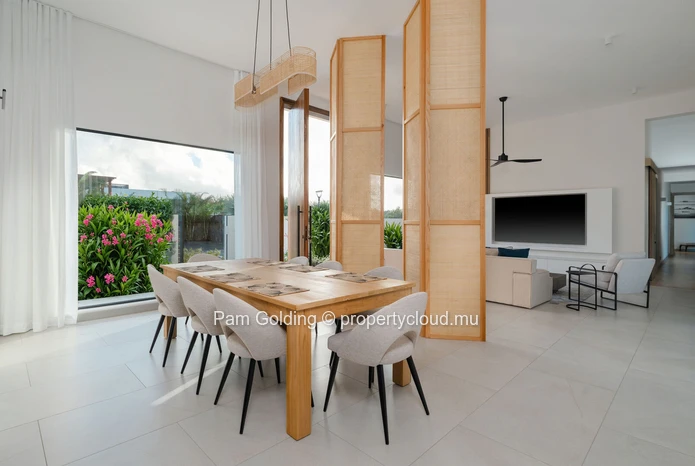 Luxury Villa for Sale in Anahita Mauritius | Golf View, Sea Access & Private Pool 