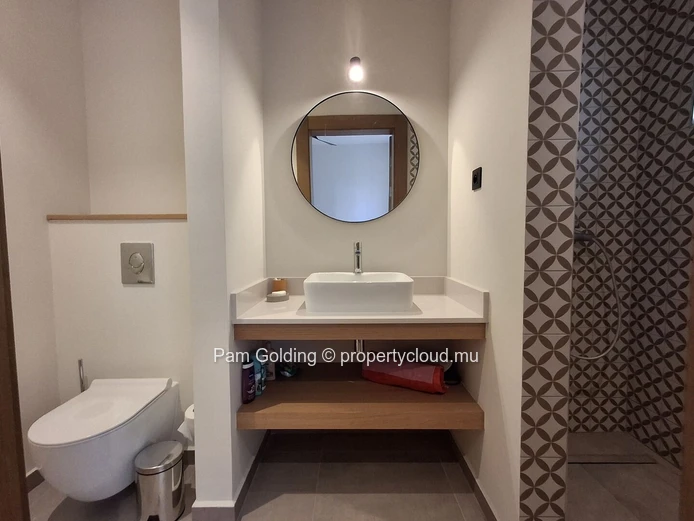 Appartement de 3 chambres en suite avec vues panoramiques sur la mer à Legend Hill, Tamarin – Vie de type resort sur ...