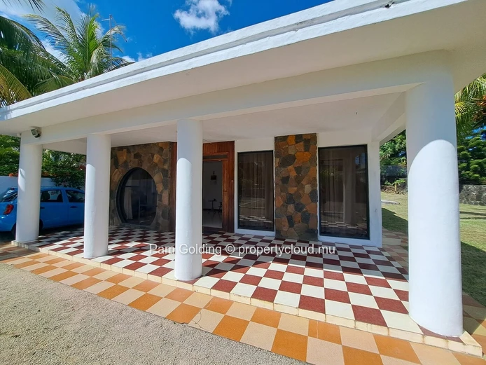 Bain Boeuf – Maison à louer – Pam Golding Mauritius