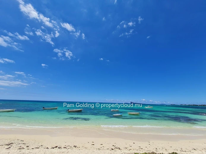 Appartement de 3 Chambres à Vendre à Pointe aux Canonniers | Marine Residences (Mandat exclusif)