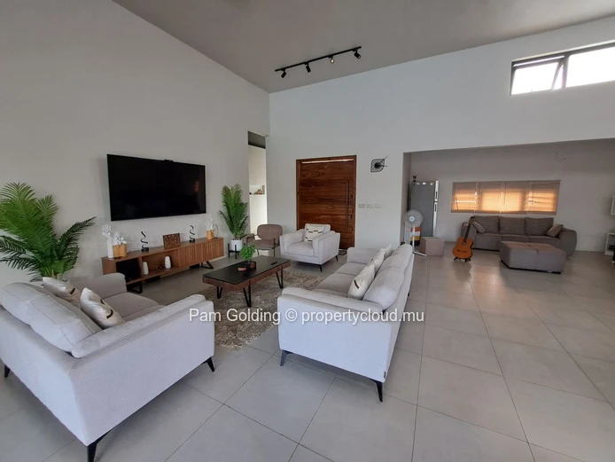 Balaclava – House for sale – Pam Golding Mauritius