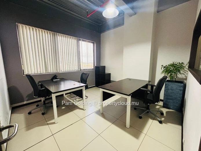 Grand Baie – Espace Bureau à louer – Pam Golding Mauritius