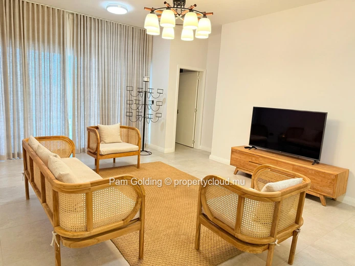 Appartement de 3 chambres au rez-de-chaussée à louer à Tamarin – Lumineux, central et confortable
