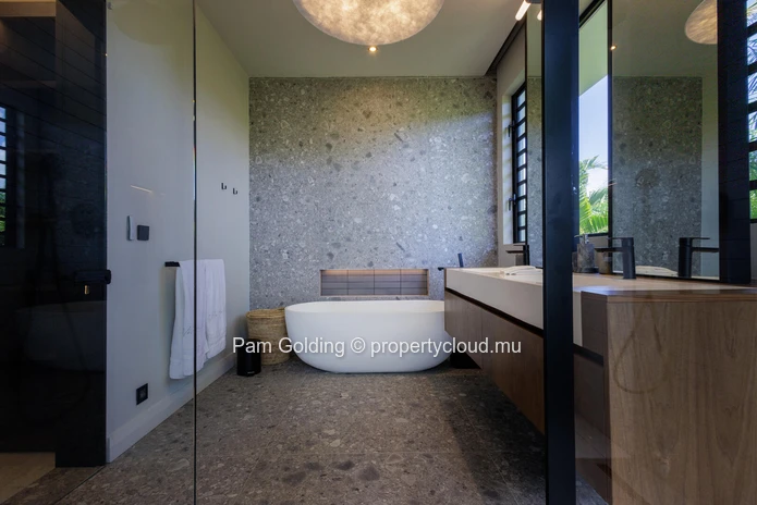 Contemporary 4-Bedroom Villa on a Golf Course with Pool | Anahita Golf & Spa Resort Mauritius