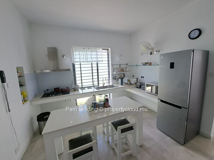Pereybere – House for sale – Pam Golding Mauritius (Sole Mandate)