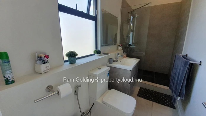 Fully secured house for sale in Flic en Flac. (Sole Mandate)