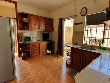 7 Bedroom House