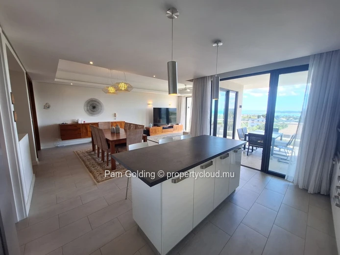 Appartement de 3 chambres en suite avec jardin et vue sur l’océan à Tamarin – Côte ouest de l’île Maurice