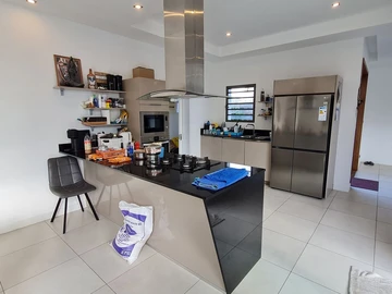 4 Bedroom Villa
