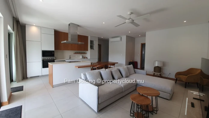 Pointe aux Canonniers – Appartement à louer – Pam Golding Mauritius