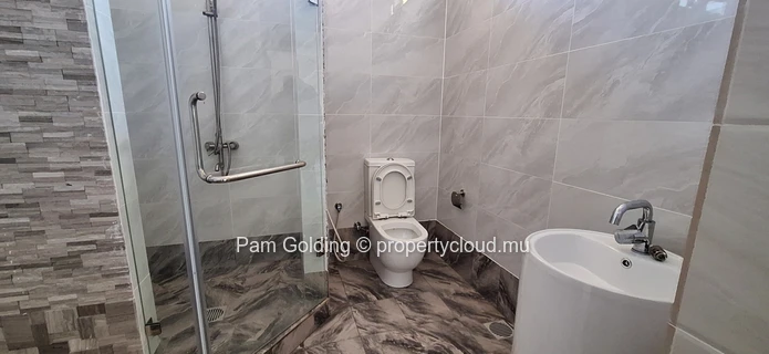 An Extraordinary Residence in the Heights of Candos (Sole Mandate)