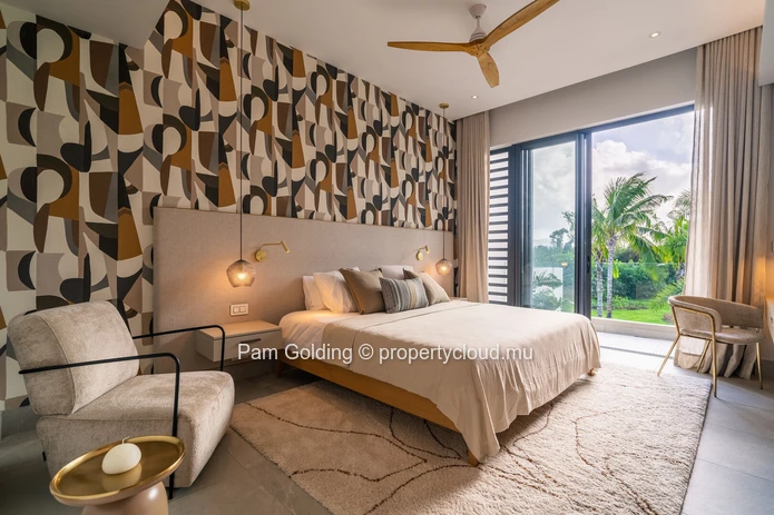 Luxurious Contemporary Villa in Anahita Golf Estate - 5 Bedrooms, Panoramic Views 